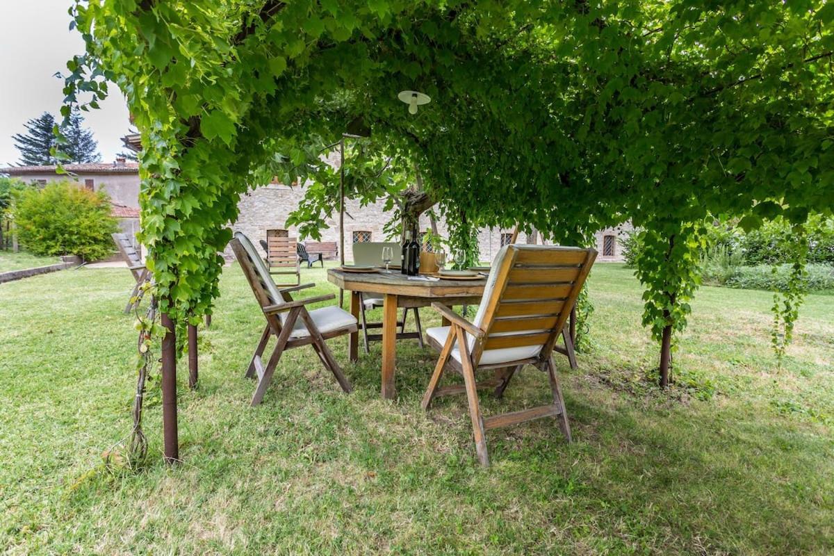 Pale Casa Ridente Nella Valle Del Menotre Con Giardino מראה חיצוני תמונה